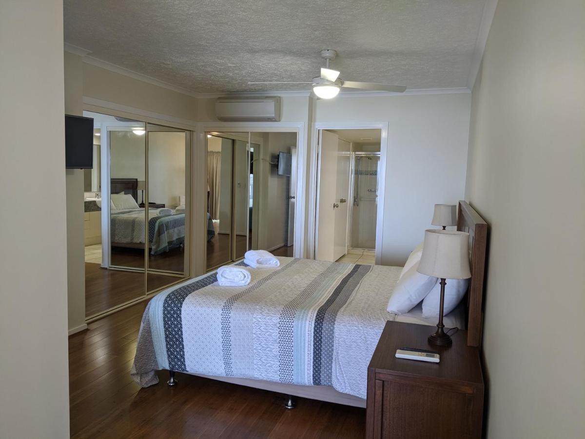 Moorings Beach Resort Caloundra Dış mekan fotoğraf