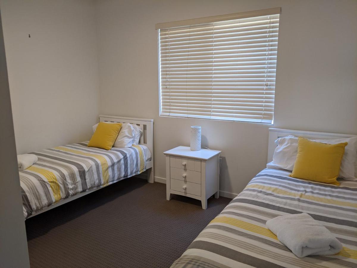 Moorings Beach Resort Caloundra Dış mekan fotoğraf