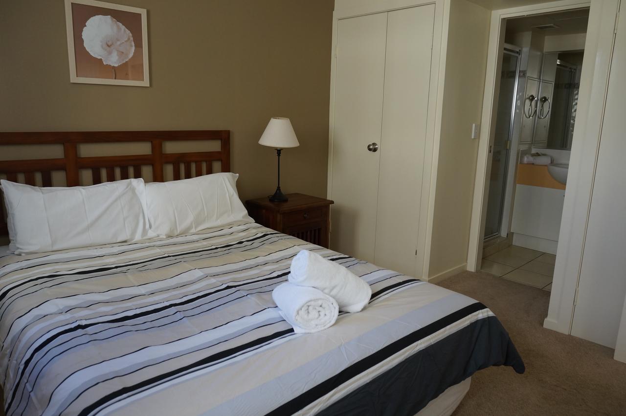 Moorings Beach Resort Caloundra Dış mekan fotoğraf