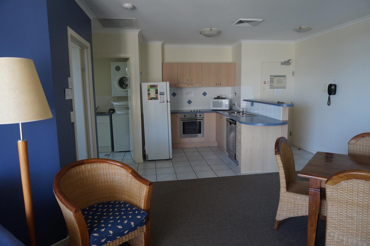 Moorings Beach Resort Caloundra Dış mekan fotoğraf