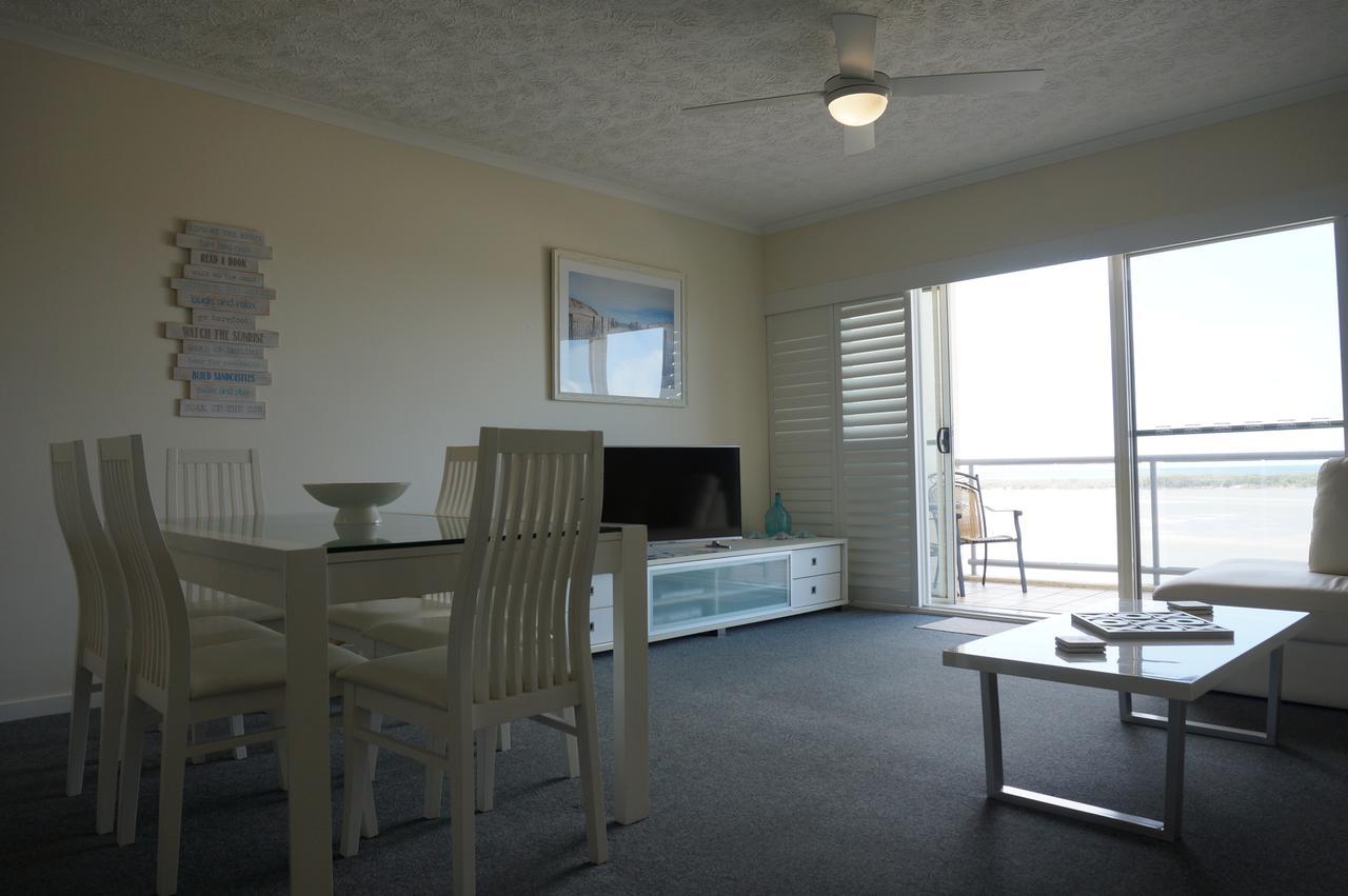 Moorings Beach Resort Caloundra Dış mekan fotoğraf