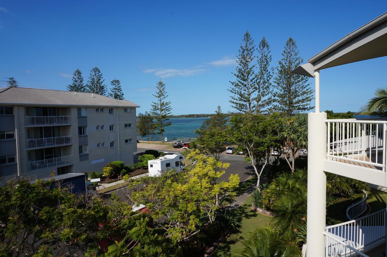 Moorings Beach Resort Caloundra Dış mekan fotoğraf